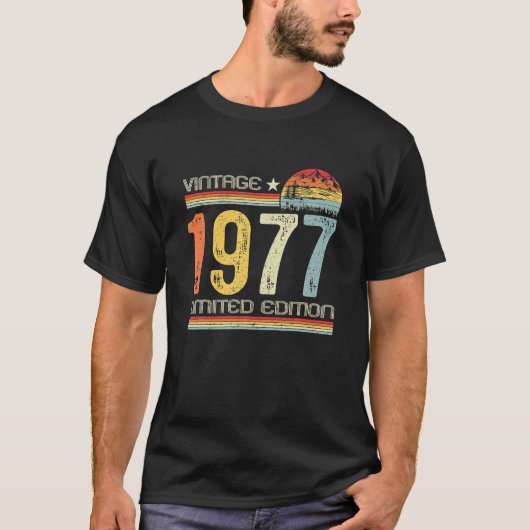 46th B Day Gifts 1977 Limited Edition 46 T-shirt (Voorkant)