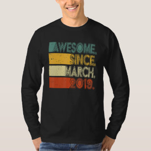 4 jaar Geweldige sinds 4 maart 2019 T-shirt