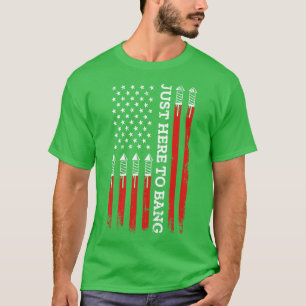 4 juli vuurwerk met de VS en gewoon hier om te wor T-shirt