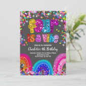 4e anniversaire Invitation Sequin Rainbow Parties  (Debout devant)
