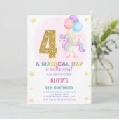4e anniversaire Unicorn Invitations anniversaire (Debout devant)