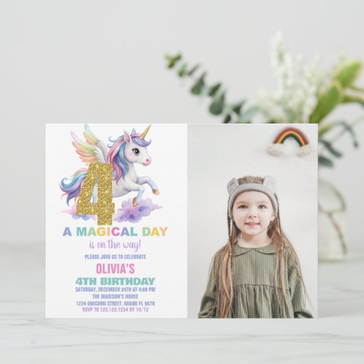 4e Rainbow Unicorn Invitations Anniversaire avec p (Debout devant)