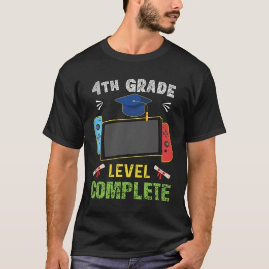 4th grade Level Complete Graduation Gaming Class T-shirt (Voorkant)