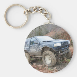 4x4 uit-roader op modder sleutelhanger