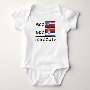 50% Amerikaan 50% Servisch 100% kletst Servië VS Romper