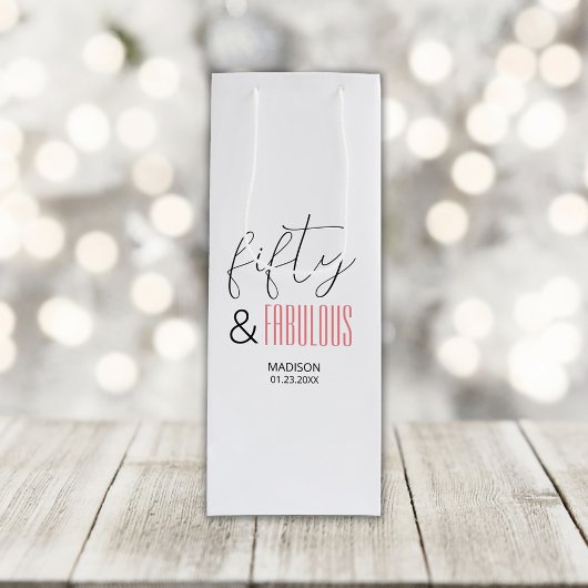 50 and Fabulous Custom 50th Birthday Modern Script Wijn Cadeautas
