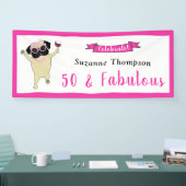 50 en Fabulous Verjaardag Helder Roze met Diva Pug Spandoek (Beurs)