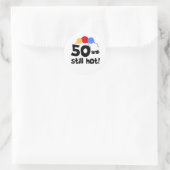 50 en Nog Heet Vijftig 50ste Verjaardag Ronde Sticker (Tas)