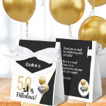 50 & Fabuleux Gold & Black Modern Anniversaire<br><div class="desc">Dites merci à ceux qui célèbrent votre grand bain d'anniversaire avec ces ballotins ! Police moderne et élégante en noir et or. Vous pouvez mettre à jour le texte pour répondre à vos besoins - même l'année en gras de "50" peut être mise à jour. 40 et fabuleux, qui ?...</div>