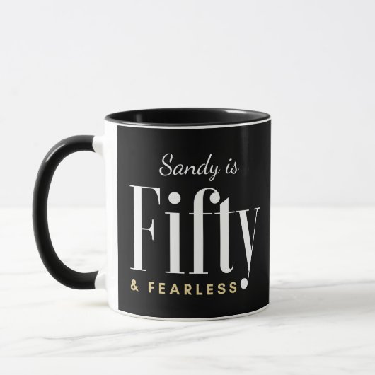 50 & Fearless Verjaardag Elegant Modern Zwart Cust Mok (Links)