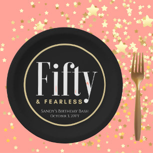 50 & Fearless Verjaardag Elegant Modern Zwart Cust Papieren Bordje