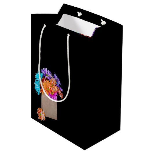 50e Anniversaire Bouquet Daisy dans sac en papier (Dos Angle)