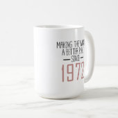 50e Anniversaire Mug Faire du monde un endroit mei (Devant droit)