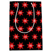 50e Birthday Red Star Medium Cadeauzakje (Voorkant)