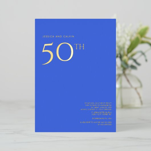 50e bruiloft Jubileum Invitation Royal Blue Folie Uitnodiging (Staand Voorkant)