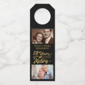 50e Jubileum Dan en nu Foto's zwart en goud Flessenhanger (Voorkant)