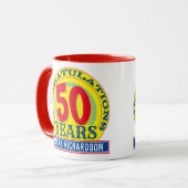 50e verjaardag 50 jaar vieren met naam mok (Voorkant links)