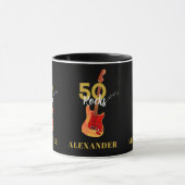 50e verjaardag 50 Rocks Guitar Personalized Mok (Midden)