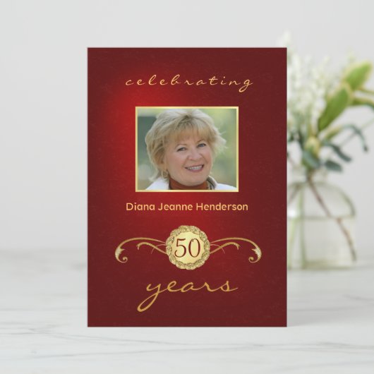 50e verjaardag -  monogram rood en goud kaart (Staand voorkant)