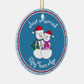 50ste Jubileum Gift Fun Snow Paar Kerst Keramisch Ornament (Rechts)