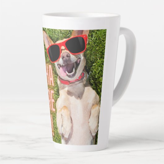 50ste verjaardag lachen   latte mok (Rechterhoek)