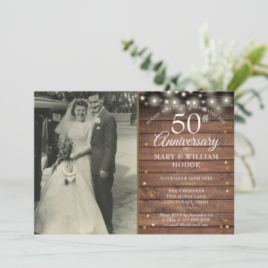 50ste verjaardag Rustieke Gouden Hartjes Trouwfoto Kaart (Staand voorkant)