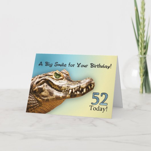 52e carte d'anniversaire avec un alligator sourian (Devant)