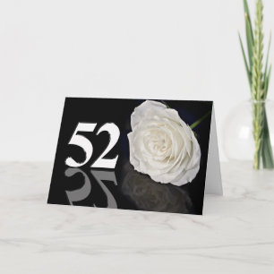 52e carte d'anniversaire avec une rose blanche cla