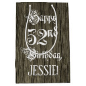 52e verjaardag: Fancy, Faux Wood Kijk + Aangepaste Medium Cadeauzakje (Voorkant)