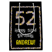 52e verjaardag: Floral Flowers Number, Custom Name Medium Cadeauzakje (Achterkant)