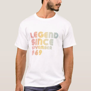 52e verjaardag Mannen leggende sinds 19 november T-shirt