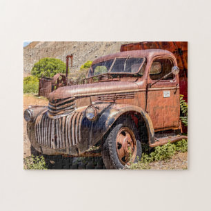 5592- Rusty Old Truck Puzzel