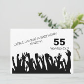 55ste feestuitnodiging met juichende menigte kaart (Staand voorkant)