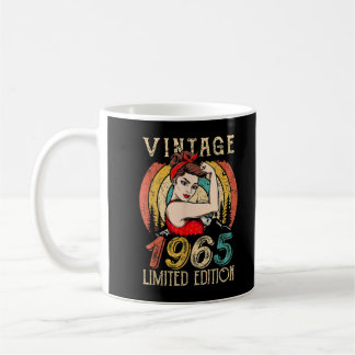 57 Year Old birthday shirt for women, Vintage 1965 Koffiemok