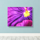 5884-Paarse Pansy Canvas Afdruk (Insitu (Houten vloer))