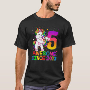 5 jaar oud Unicorn Flossing 5th Birthday Girl Uni T-shirt