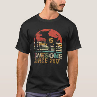 5 jaar oude Kinder jongen Geweldige sinds 2017 5 j T-shirt