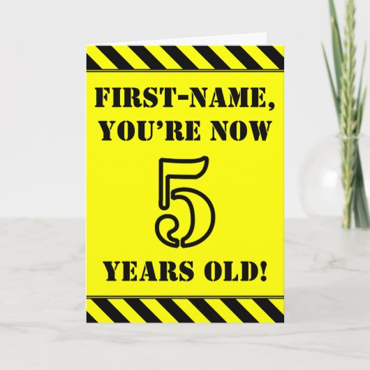 5de verjaardag: Fun Stencil Style Text, Custom Nam Kaart (Voorkant)