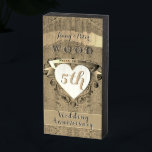 5e anniversaire Mariage "Bois"<br><div class="desc">Cela ne fait-il pas un cadeau d'anniversaire amusant pour votre 5e année? une enseigne vintage et chic en bois arrière - plan,  marquée d'un emblème de coeur pour votre journée spéciale !</div>