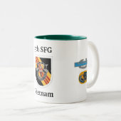 5ème Tasse du Vietnam de groupe de forces (Devant droit)