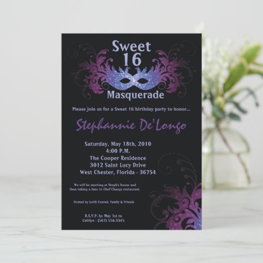 5x7 Paarse Masquerade Sweet 16 Verjaardag Uitnodig Kaart (Staand voorkant)