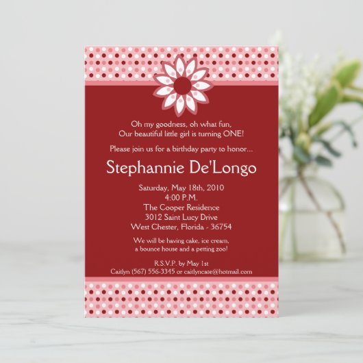 5x7 Rode Polka Dot Bloem Verjaardag Party Uitnodig Kaart (Staand voorkant)