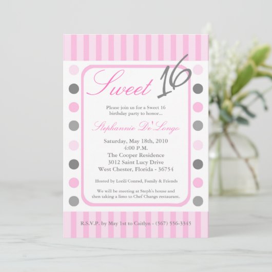 5x7 Roze Polka Dot Sweet 16 Verjaardag Uitnodiging (Staand voorkant)