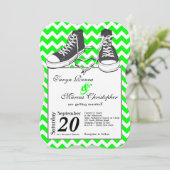 5x7 Tiener Sneakers Chevron Trouw Uitnodiging (Staand voorkant)
