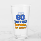 60 ans, le verre déprimant n'est pas vieux (Devant)