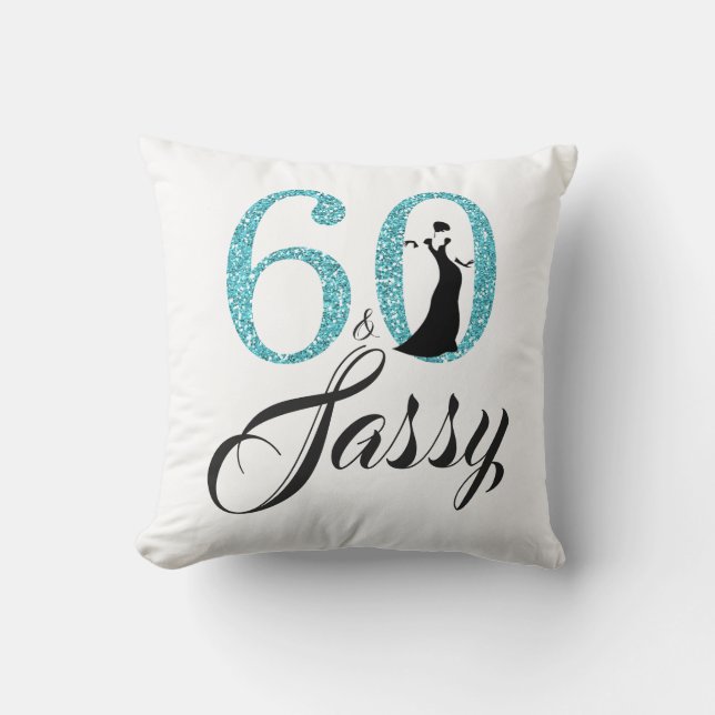 60 en Sassy | Typografie 60e verjaardagscadeau Kussen (Voorkant)
