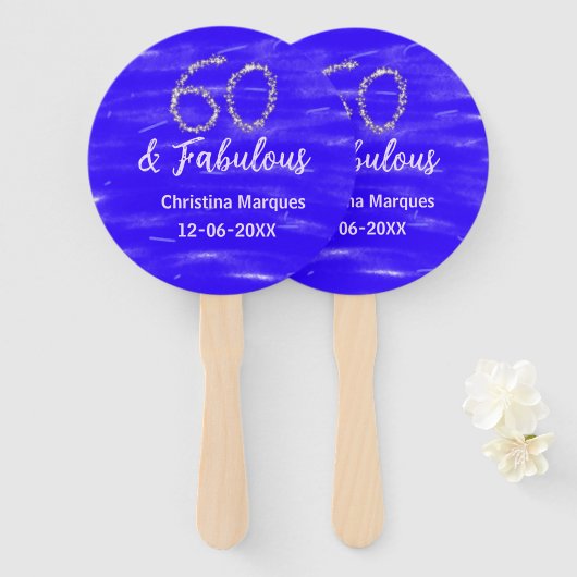 60 & Fabulous Verjaardag Blauw Zilver Naam toevoeg Handwaaier (Voorkant en achterkant)