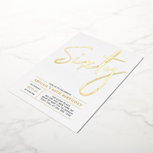 60 | Moderne goudprijs 60e verjaardag Folie Uitnodiging (Gedraaid)