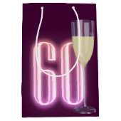60e verjaardag Neon Sign with Wine Medium Cadeauzakje (Voorkant)