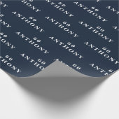 60e verjaardag Party Naam Marine Blauw Modern Patr Cadeaupapier (Hoek)